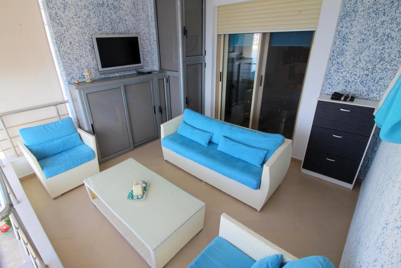 Luxury Seafront Apartments Sarandë Buitenkant foto