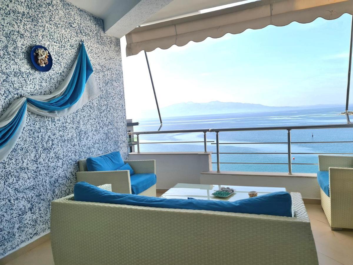 Luxury Seafront Apartments Sarandë Buitenkant foto